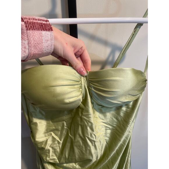 Sleeveless Ruched Night Out Mini Dress Green L Spaghetti Strap Satin - Picture 3 of 8